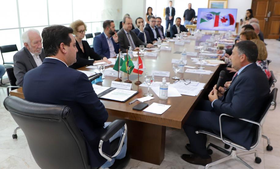 Governador recebe embaixador do Canadá no Brasil e reforça parceria em áreas estratégicas