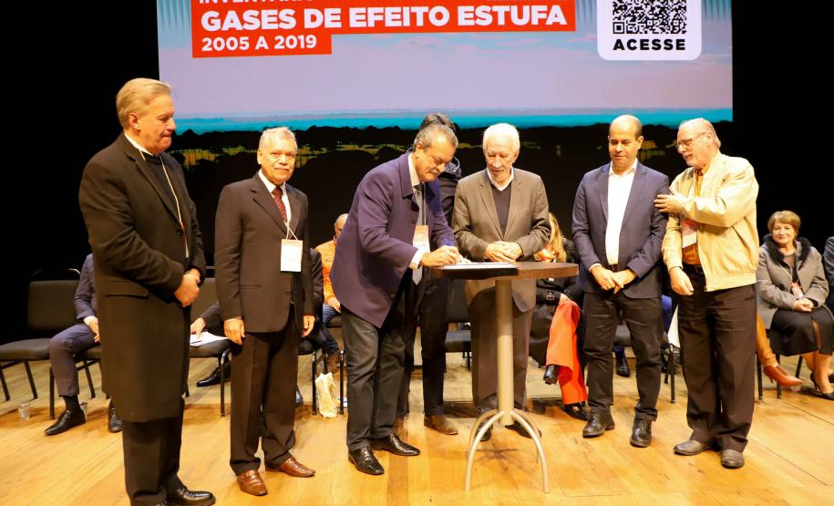 Governo apresenta relatório sobre impactos das mudanças climáticas no Paraná