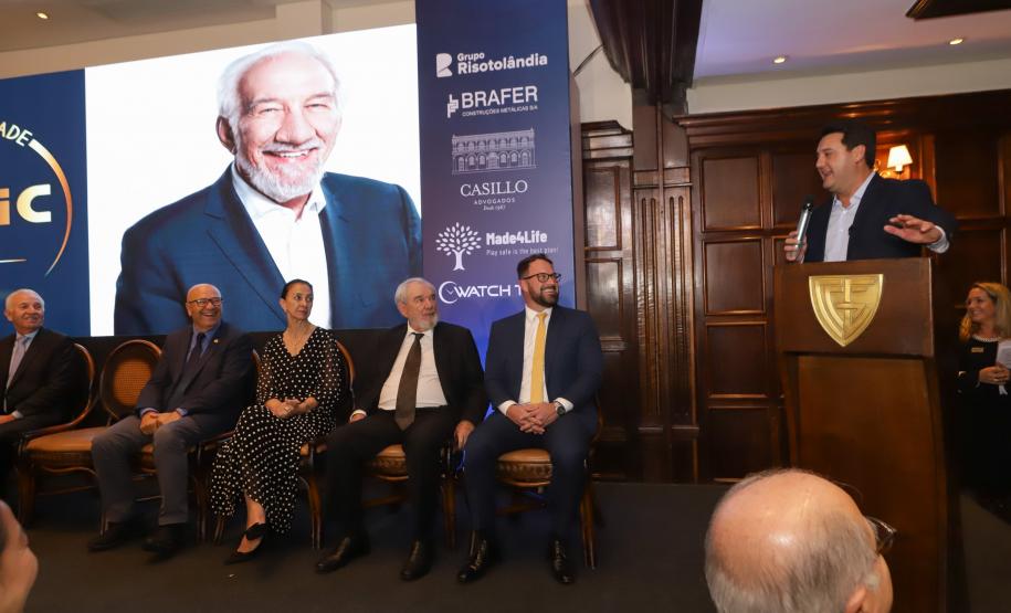 Darci Piana é homenageado com o título Personalidade Aecic 2023