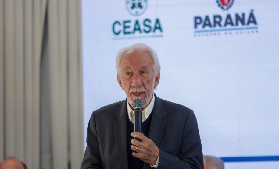 Piana e ministro assinam protocolo para levar a outros estados o Banco de Alimentos