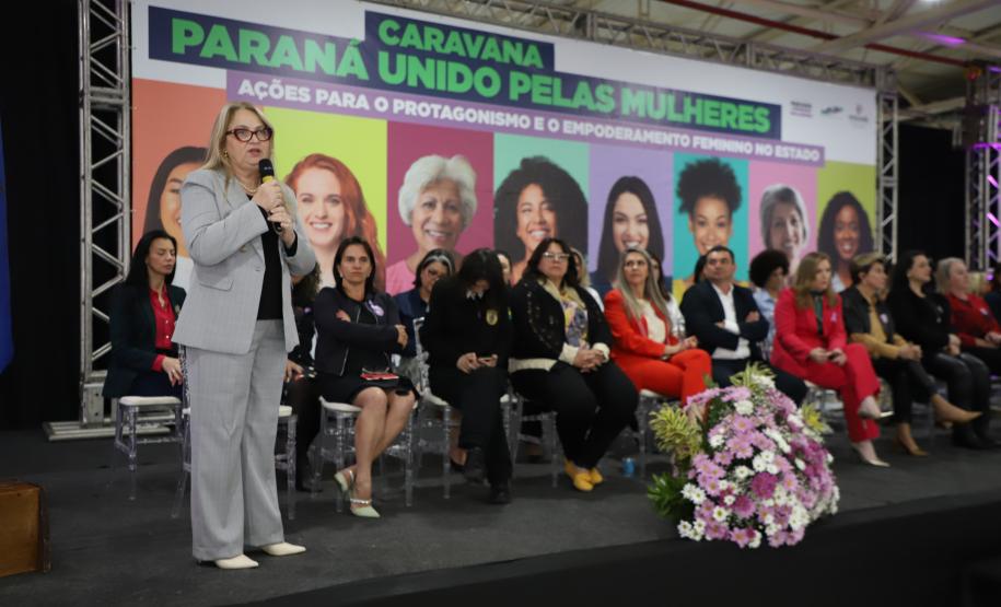 Caravana Paraná Unido Pelas Mulheres contou com grande adesão em todo o Estado