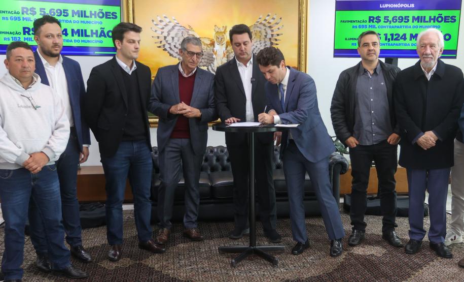 Governador libera mais R$ 18,1 milhões do Asfalto Novo, Vida Nova para cinco municípios