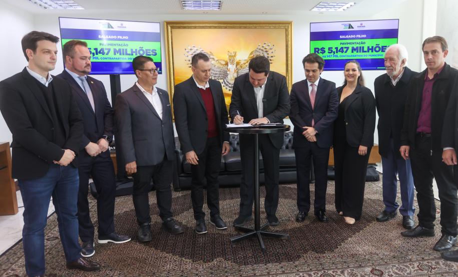 Governador libera mais R$ 18,1 milhões do Asfalto Novo, Vida Nova para cinco municípios