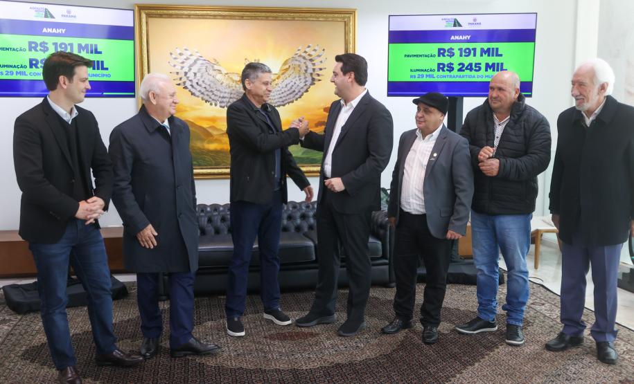 Governador libera mais R$ 18,1 milhões do Asfalto Novo, Vida Nova para cinco municípios