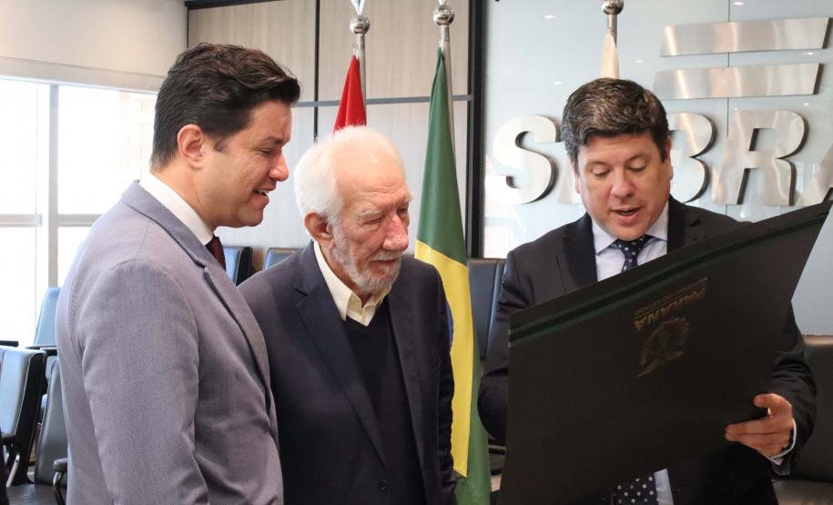 Piana apresenta projetos do Paraná ao novo ministro da Indústria do Paraguai