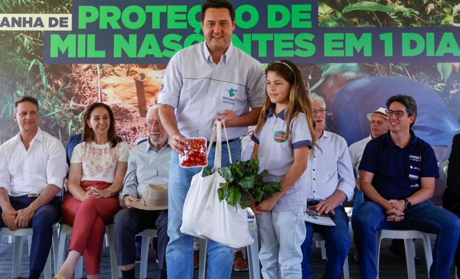 Governador dá início à ação que vai proteger mil nascentes de água até o Dia da Árvore