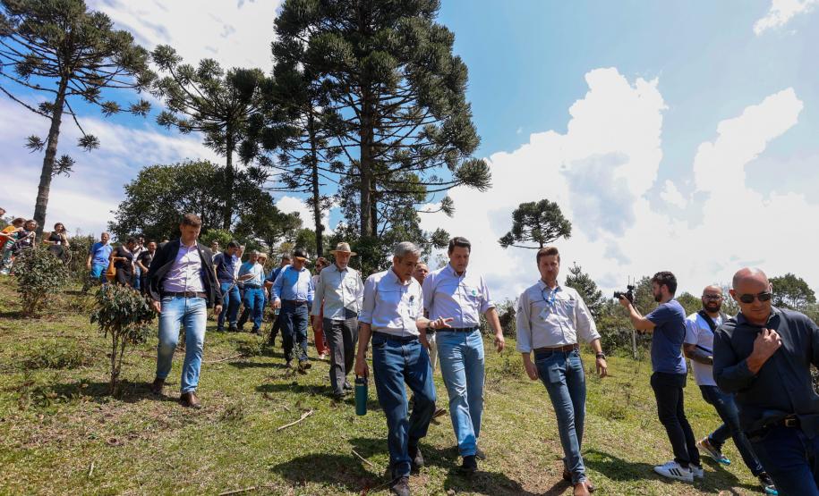 Governador dá início à ação que vai proteger mil nascentes de água até o Dia da Árvore