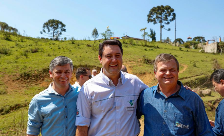 Governador dá início à ação que vai proteger mil nascentes de água até o Dia da Árvore