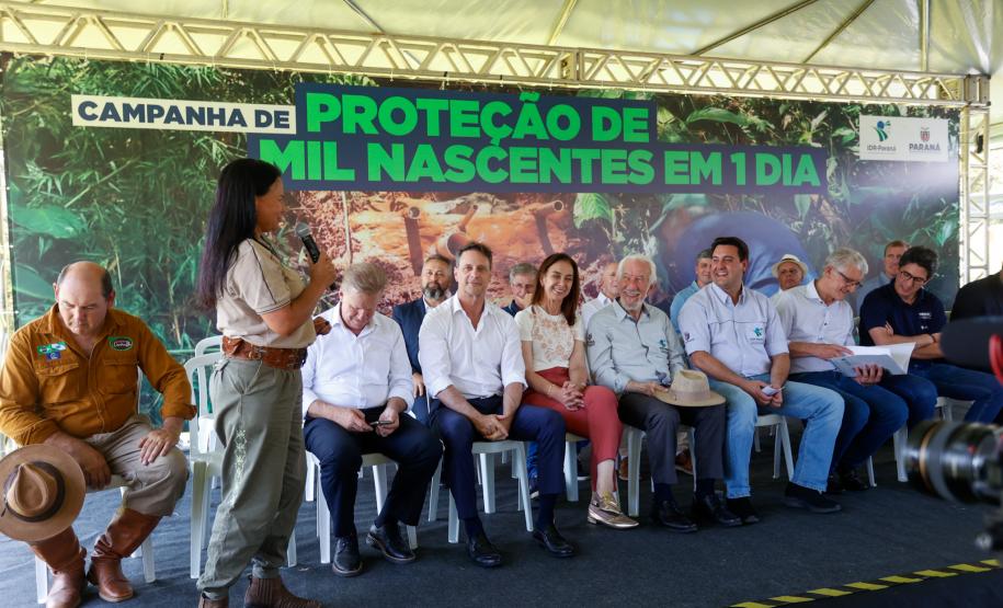 Governador dá início à ação que vai proteger mil nascentes de água até o Dia da Árvore