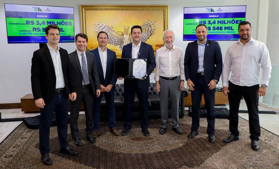 Governador libera mais R$ 43,1 milhões para asfalto e iluminação em 10 municípios