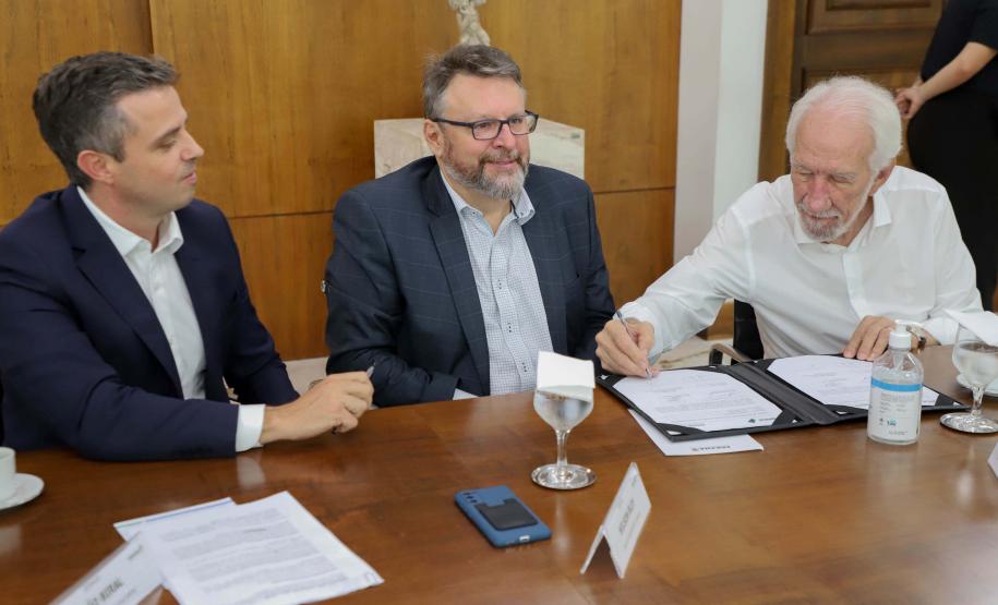 BRDE libera R$ 91,4 milhões para novos investimentos de empresas e prefeituras