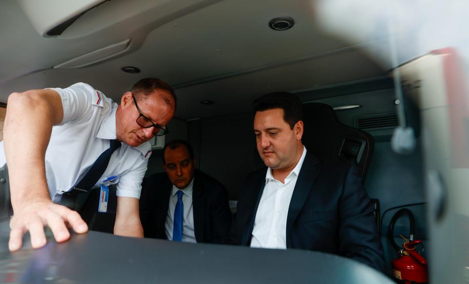 Campanha com empresa de ônibus promove atrações turísticas do Paraná