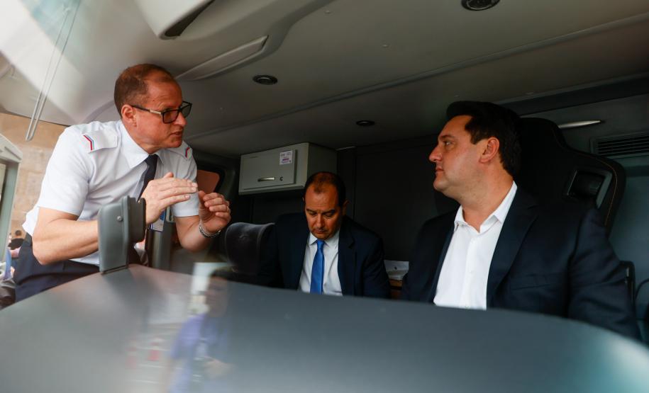 Campanha com empresa de ônibus promove atrações turísticas do Paraná