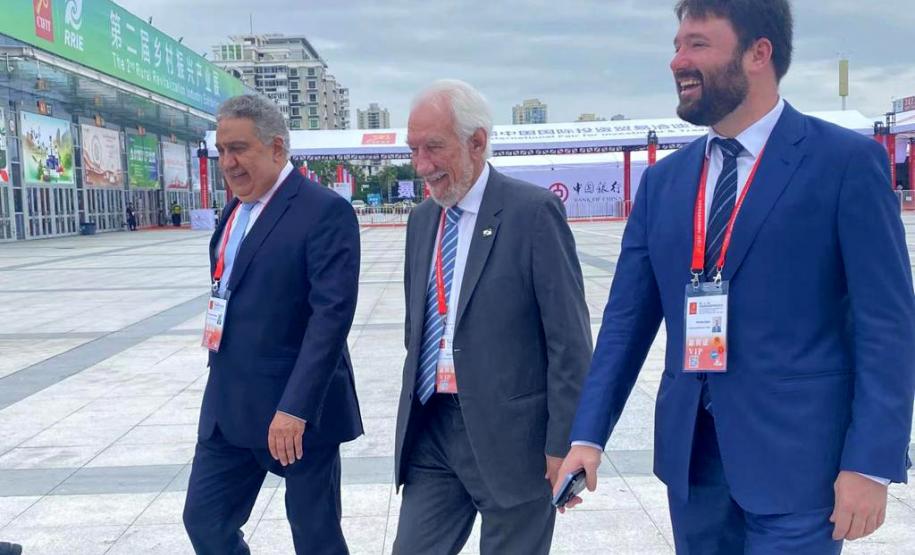 Governo inicia mais uma missão internacional com visita a feira de negócios na China