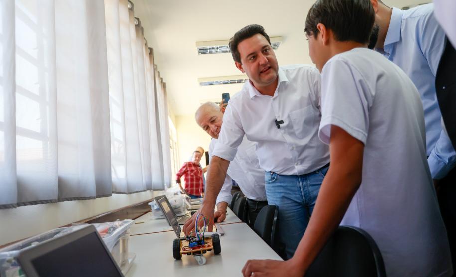 Governador inaugura escola estadual com capacidade para 900 estudantes em Ortigueira