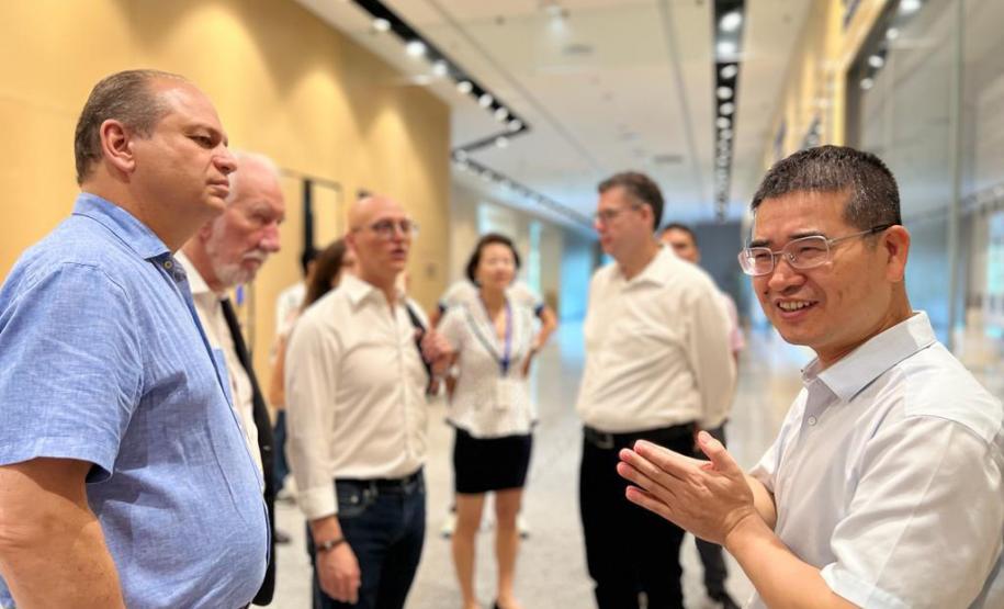 Missão paranaense prospecta investimento da maior fabricante de pneus pesados da China