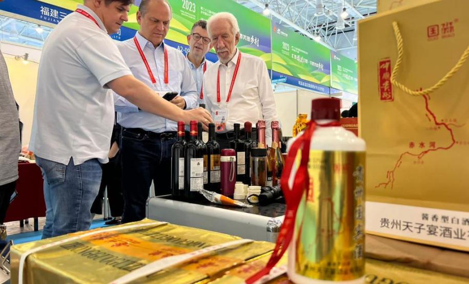 Paraná cria novas pontes comerciais com empresas chinesas de tecnologia