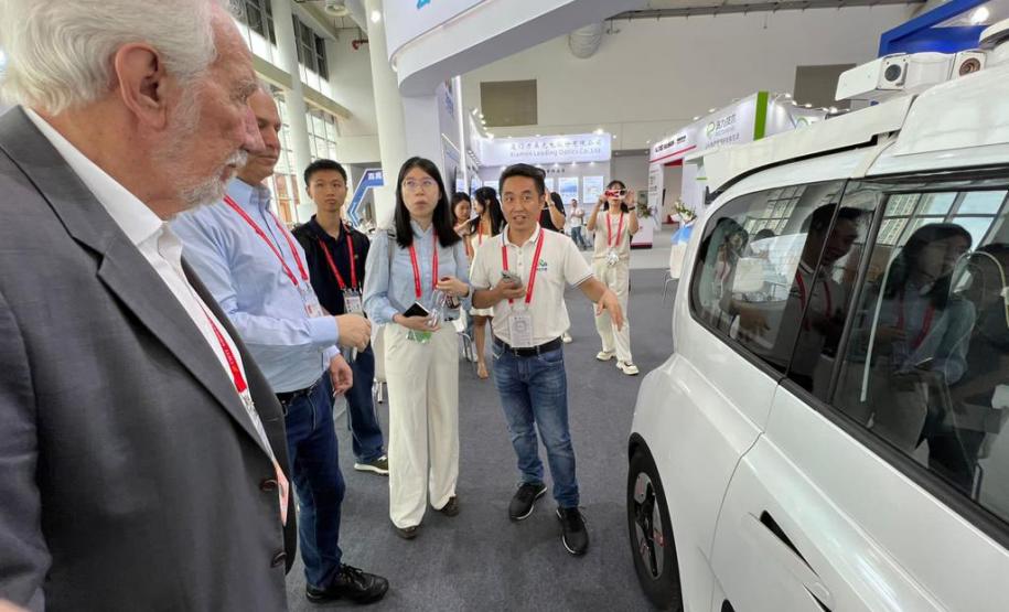 Paraná cria novas pontes comerciais com empresas chinesas de tecnologia