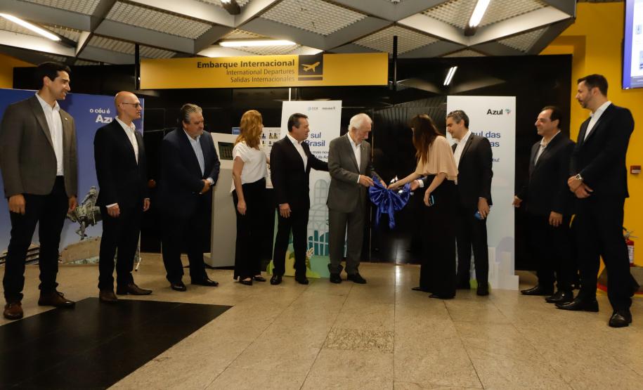 Paraná tem mais um voo internacional: Azul inicia trecho Curitiba-Montevidéu