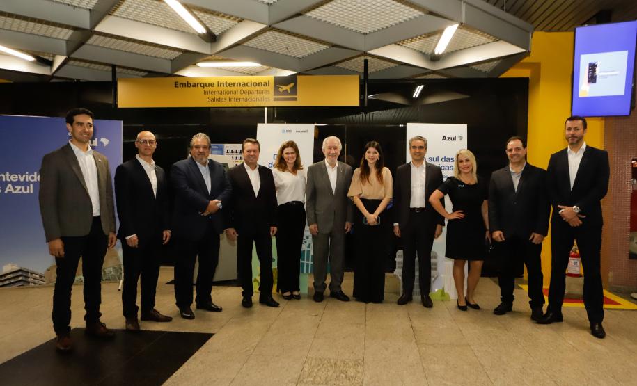 Paraná tem mais um voo internacional: Azul inicia trecho Curitiba-Montevidéu