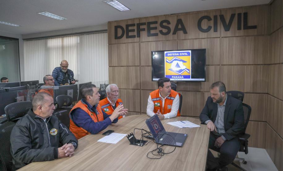 Governador libera R$ 1,6 milhão para apoio imediato a desabrigados e desalojados pelas chuvas no Paraná