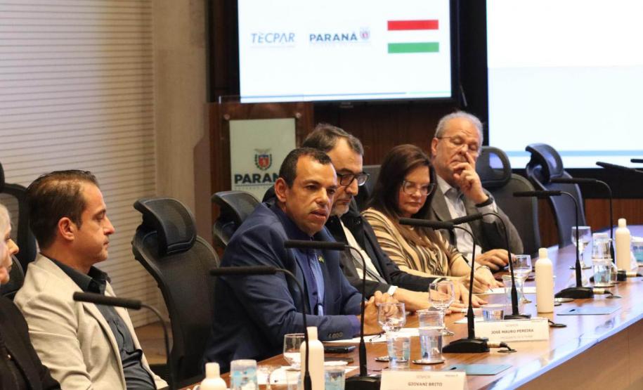 Paraná e Hungria firmam parceria nas áreas de inovação e tecnologia