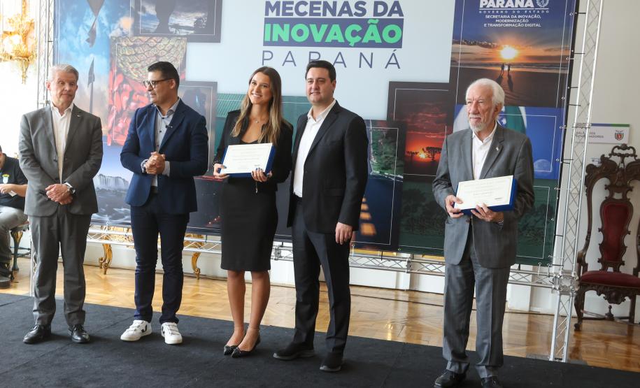 Em solenidade no Palácio Iguaçu, prêmio homenageia destaques da inovação
