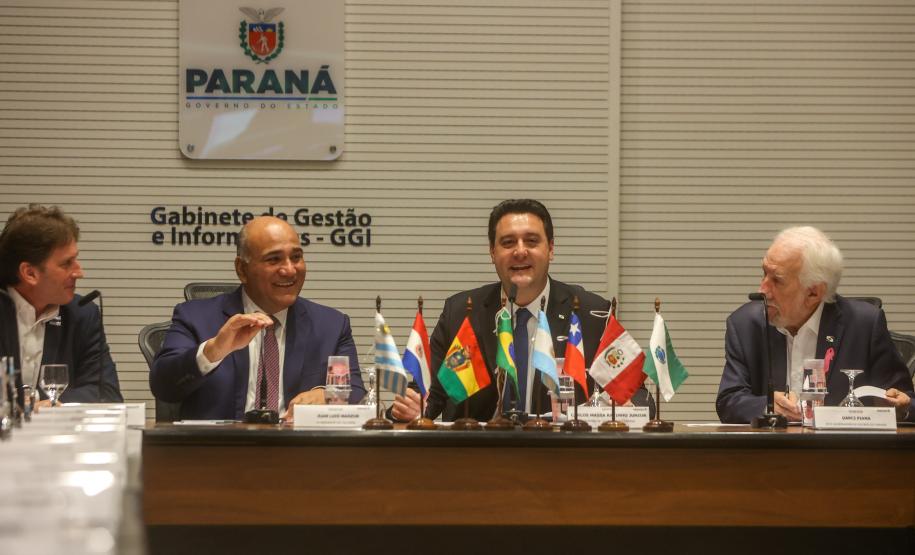 Ratinho Junior é eleito presidente da Zicosur, grupo de estados e províncias da América do Sul