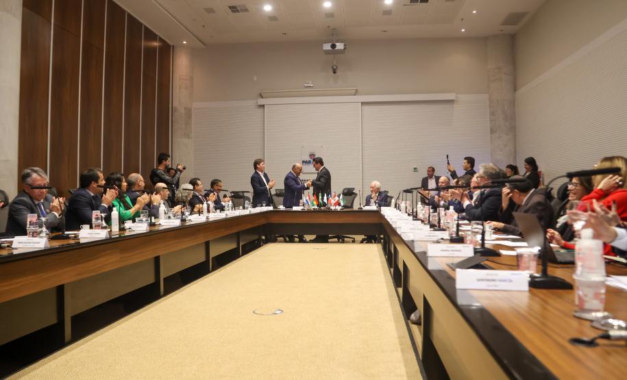 Ratinho Junior é eleito presidente da Zicosur, grupo de estados e províncias da América do Sul