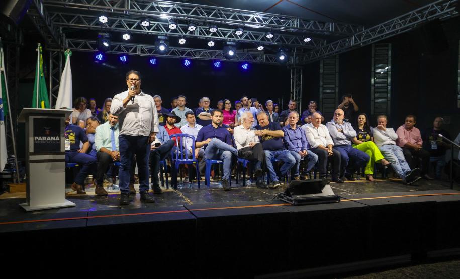 Na abertura da feira de Dois Vizinhos, Estado anuncia R$ 18,9 milhões para ampliar UTI