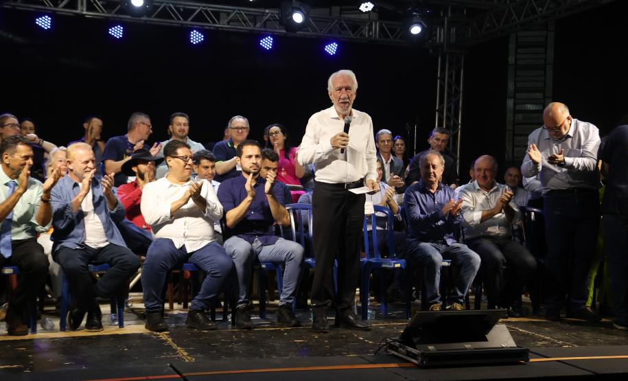 Na abertura da feira de Dois Vizinhos, Estado anuncia R$ 18,9 milhões para ampliar UTI