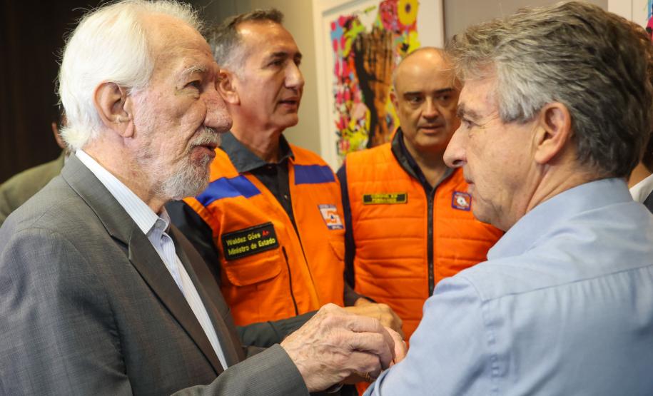 Vice-governador e ministro da Integração se reúnem com moradores de União da Vitória