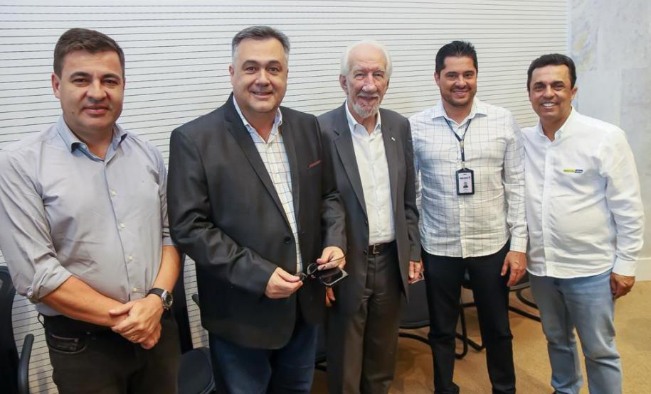 Governo e Landis+Gyr firmam compromisso para novos projetos de obras na saúde