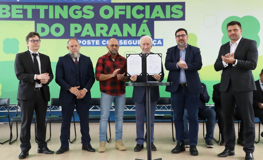 Com empresas credenciadas, Lottopar autoriza início das operações de apostas esportivas