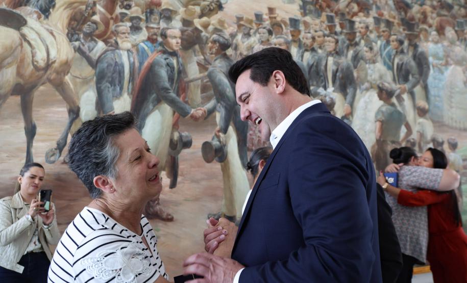 Com ganhos salariais, Governo propõe valorização para os funcionários da educação básica