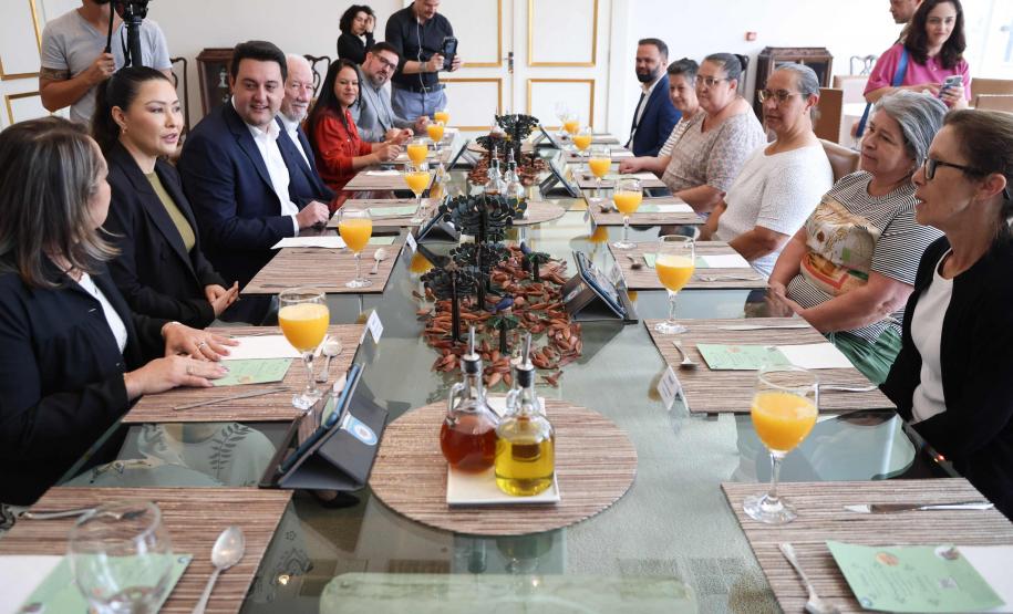 Com ganhos salariais, Governo propõe valorização para os funcionários da educação básica