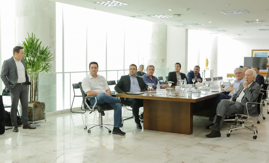 Tirol vai investir R$ 40 milhões para ampliar produção de leite e derivados no Paraná