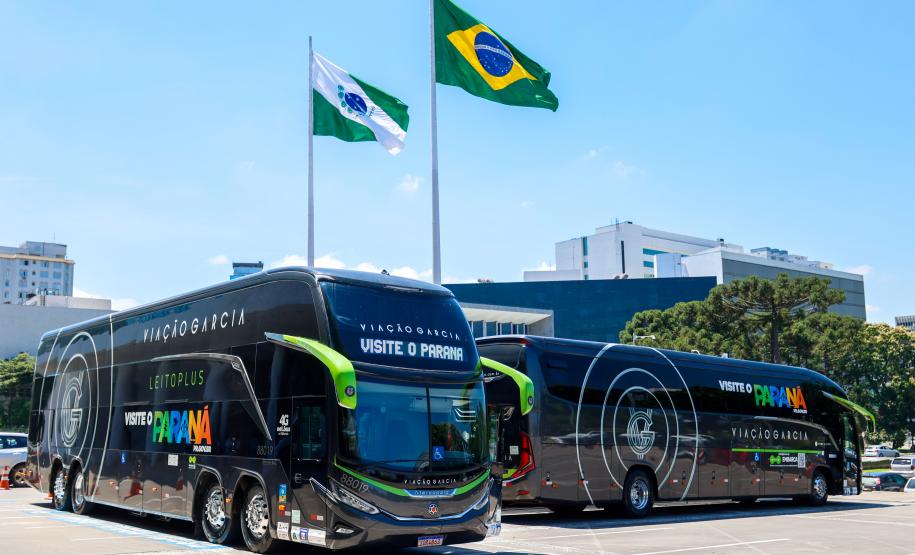 Campanha em parceria com Viação Garcia convida turistas a visitar o Paraná