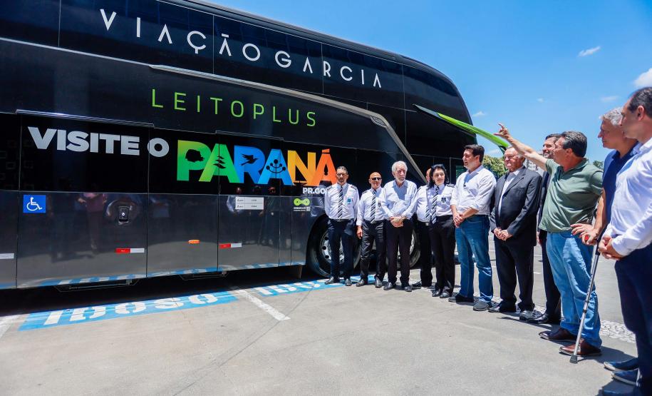 Campanha em parceria com Viação Garcia convida turistas a visitar o Paraná