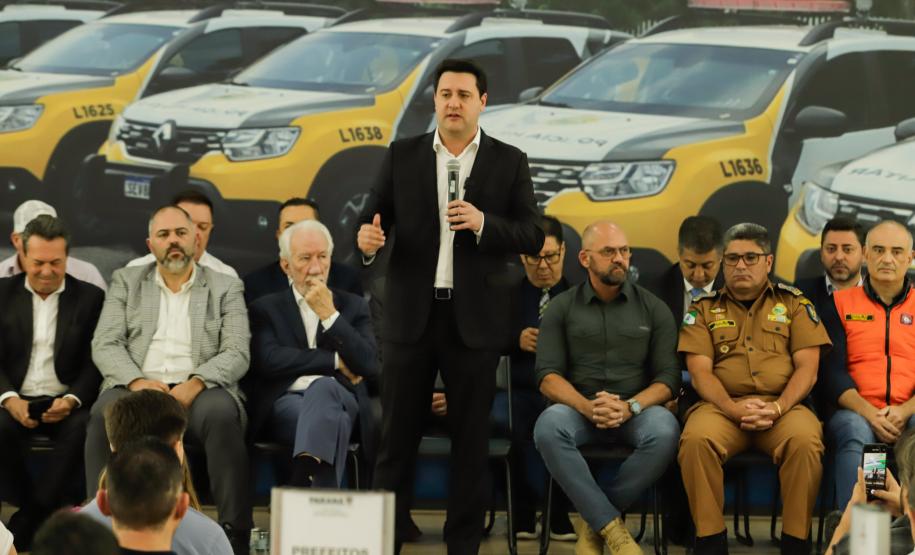 Governador entrega 142 novas viaturas para a Polícia Militar e caminhões para Defesa Civil