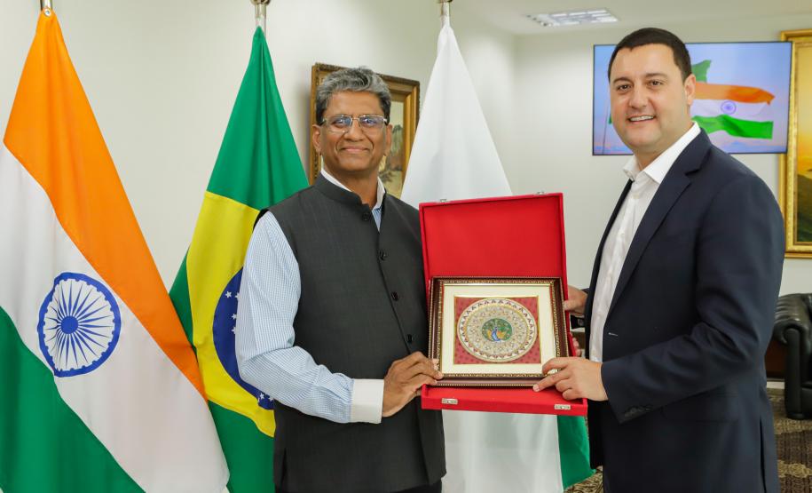 Paraná quer ampliar parceria com a Índia na área de tecnologia
