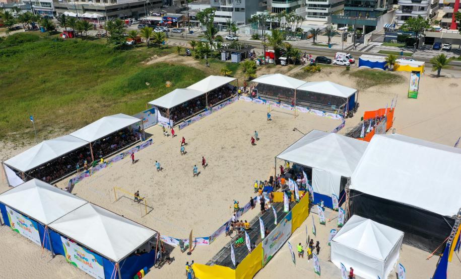 Futebol das Estrelas com ídolos paranaenses marca início do calendário esportivo no Litoral