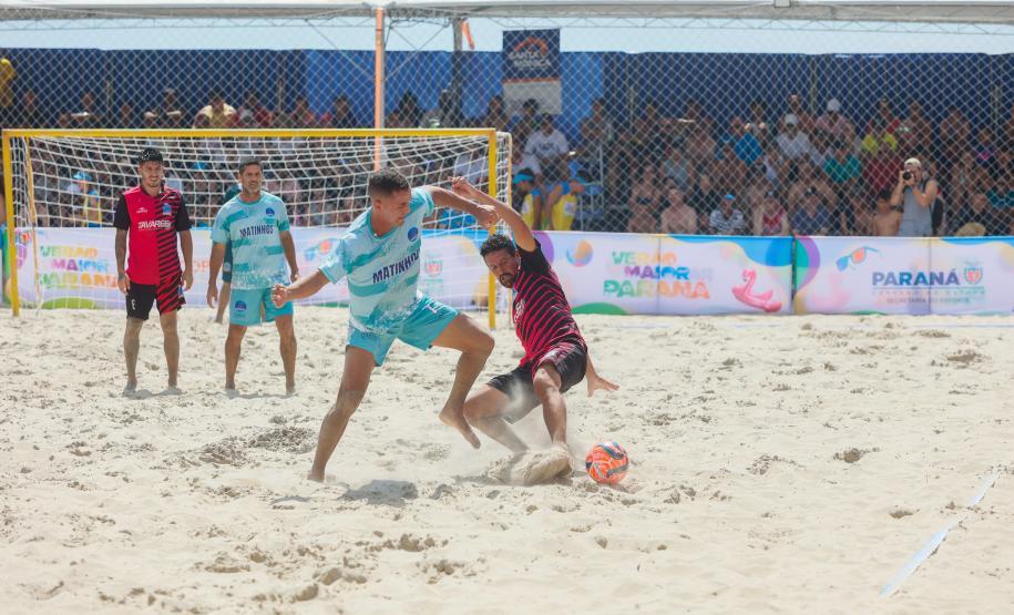 Futebol das Estrelas com ídolos paranaenses marca início do calendário esportivo no Litoral