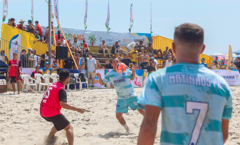 Futebol das Estrelas com ídolos paranaenses marca início do calendário esportivo no Litoral