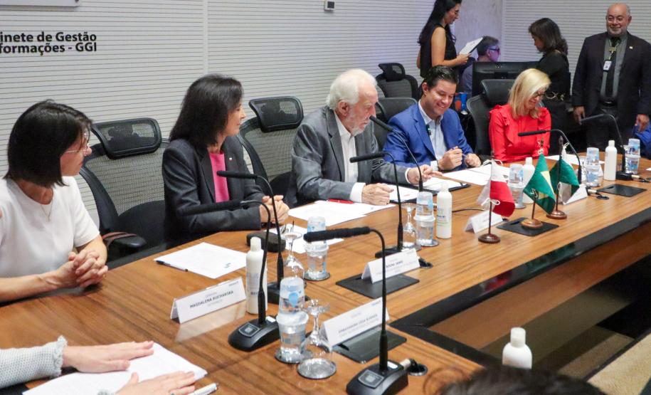 Paraná apresenta à embaixadora da Polônia projetos com potencial para cooperação