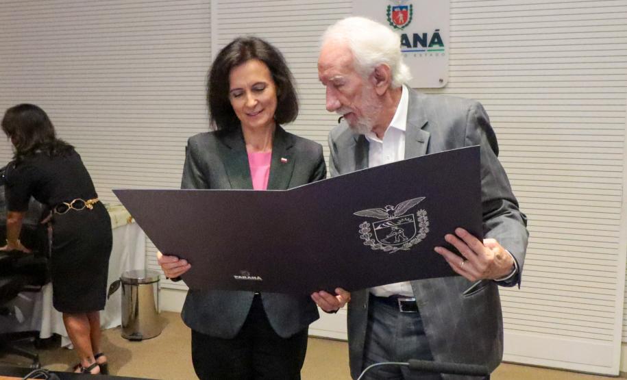 Paraná apresenta à embaixadora da Polônia projetos com potencial para cooperação