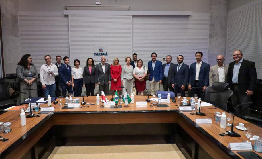 Paraná apresenta à embaixadora da Polônia projetos com potencial para cooperação