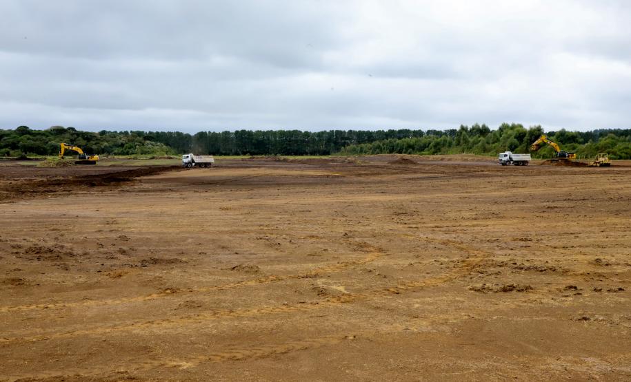 Estado anuncia pavimentação de R$ 45 milhões no lançamento da fábrica da Electrolux na RMC