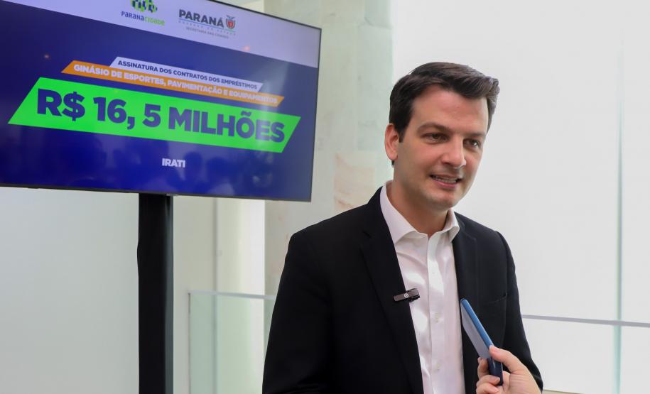 Governador libera R$ 16,5 milhões para pavimentação e conclusão de ginásio em Irati
