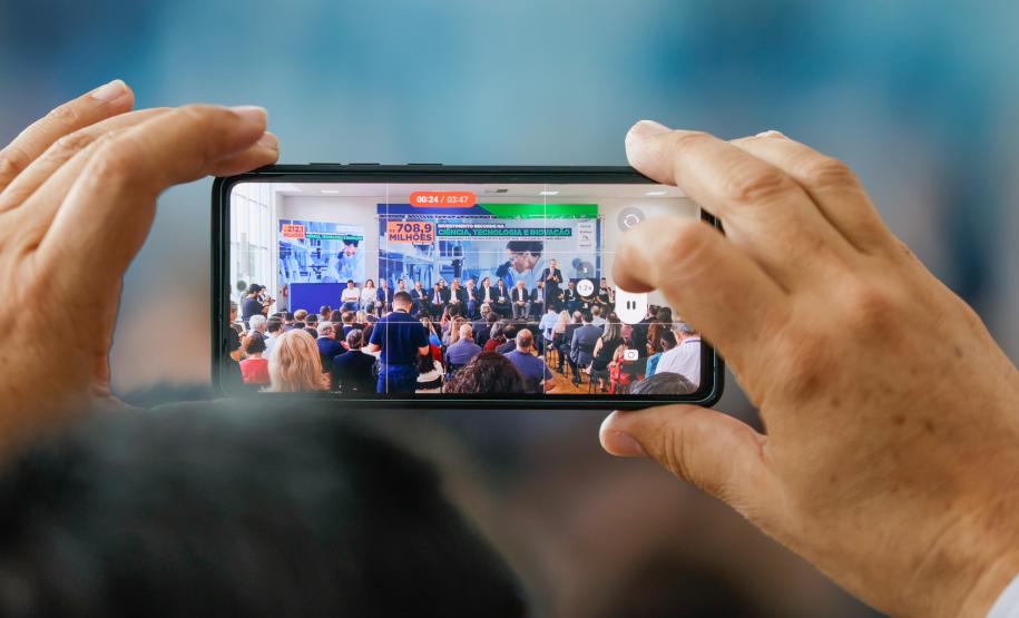 Ganhando o Mundo chega às universidades e levará alunos e professores para intercâmbios